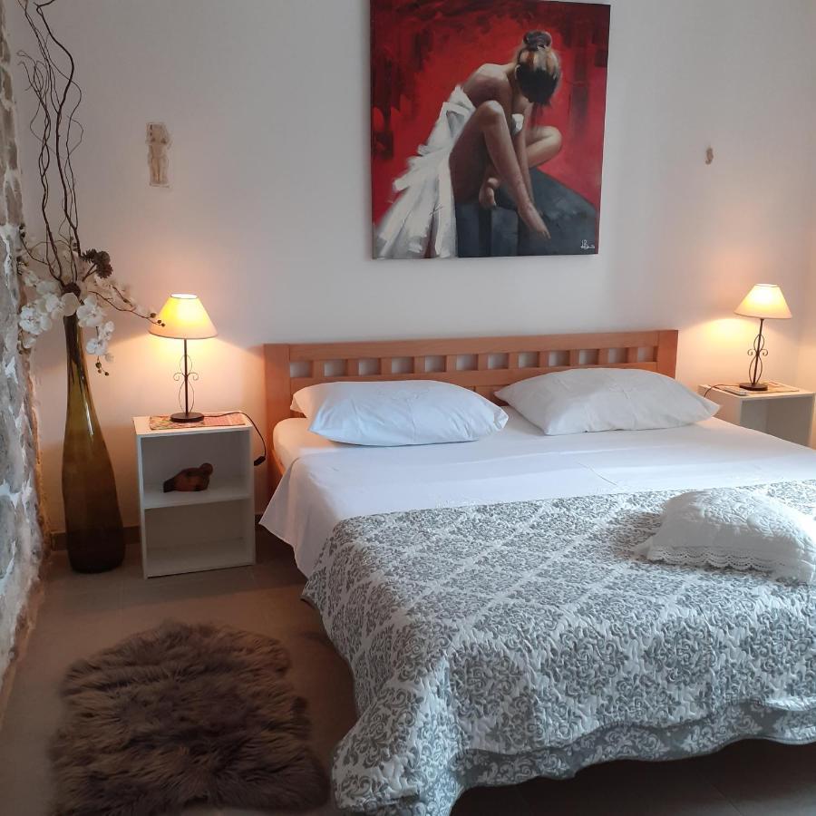 Apartment Vanda Splitska Εξωτερικό φωτογραφία