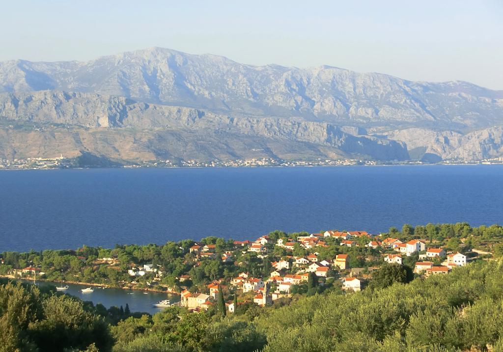 Apartment Vanda Splitska Εξωτερικό φωτογραφία