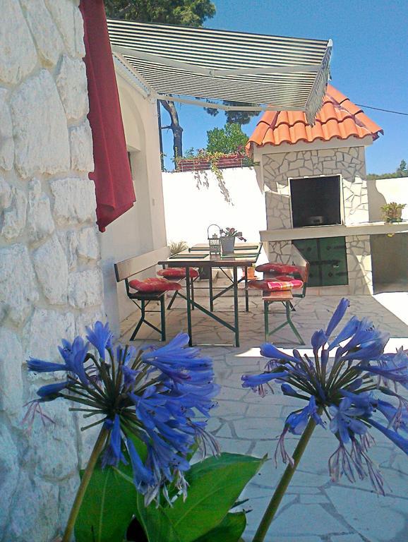 Apartment Vanda Splitska Εξωτερικό φωτογραφία