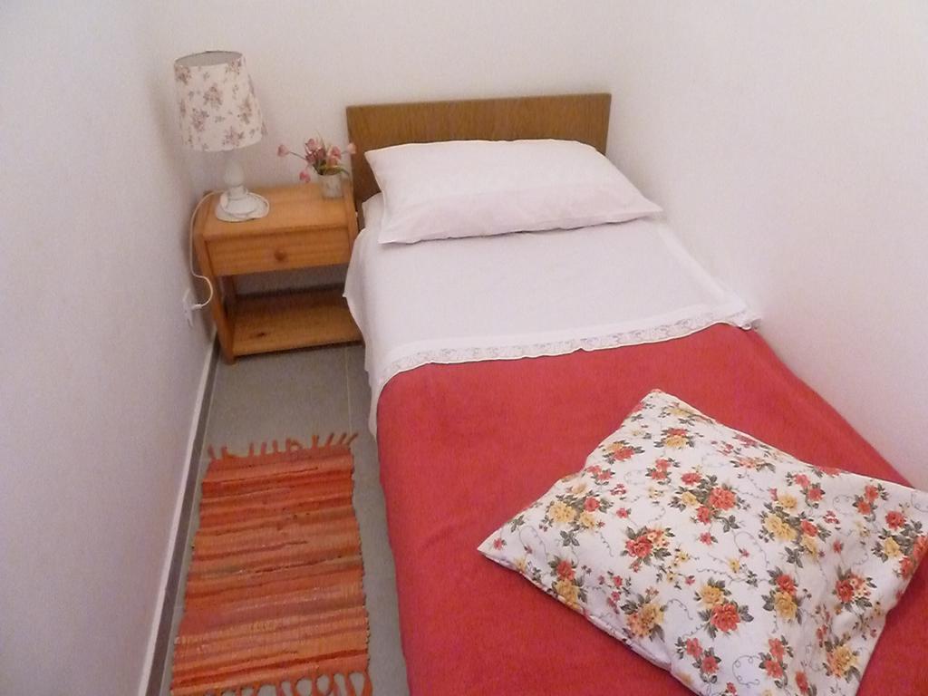 Apartment Vanda Splitska Εξωτερικό φωτογραφία